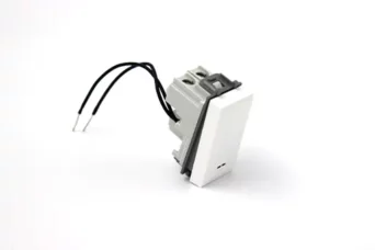 BOUTON POUSSOIR 16A A VOYANT INTEGRE CLARA 43