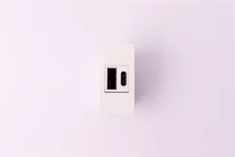 CHARGEUR USB ULTRA RAPIDE (PD) 20W TYPE A+C 1 MODULE CLARA 43