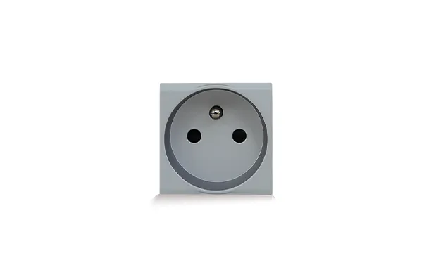 PRISE 2P+T FRANCAISE 20A SYLVIA 43