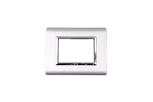 PLAQUE SERENA 43 RECTANGULAIRE ARGENT OPAQUE CADRE CHROME 3 MODULES